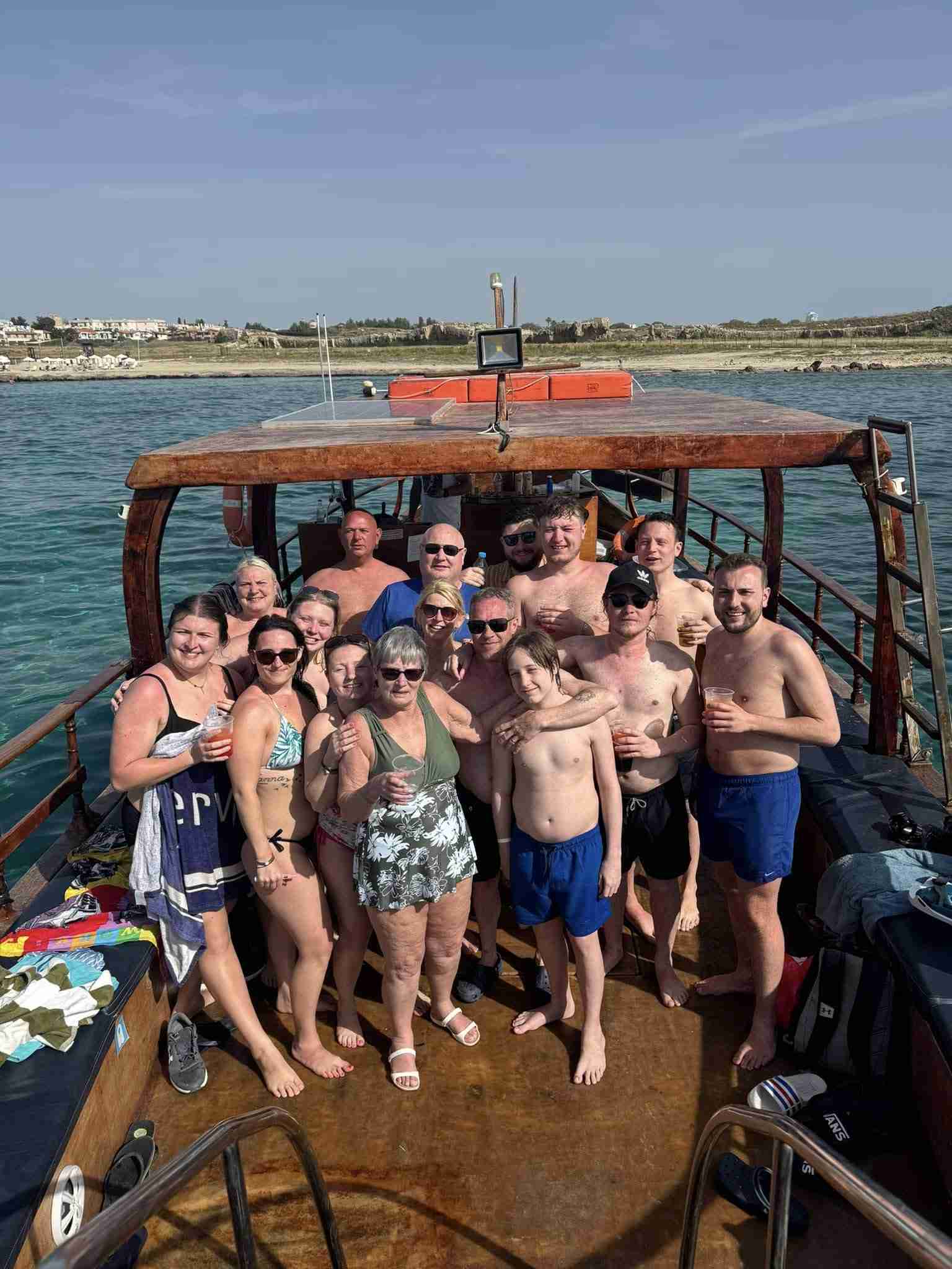 Boat tour scene 21