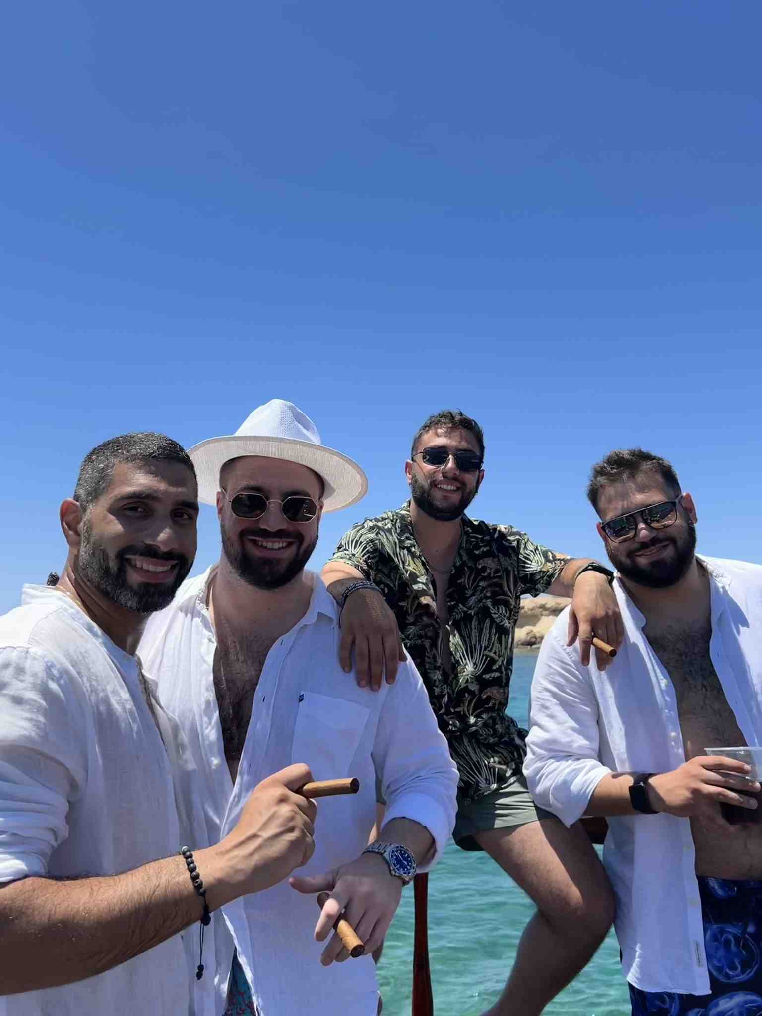 Boat tour scene 36